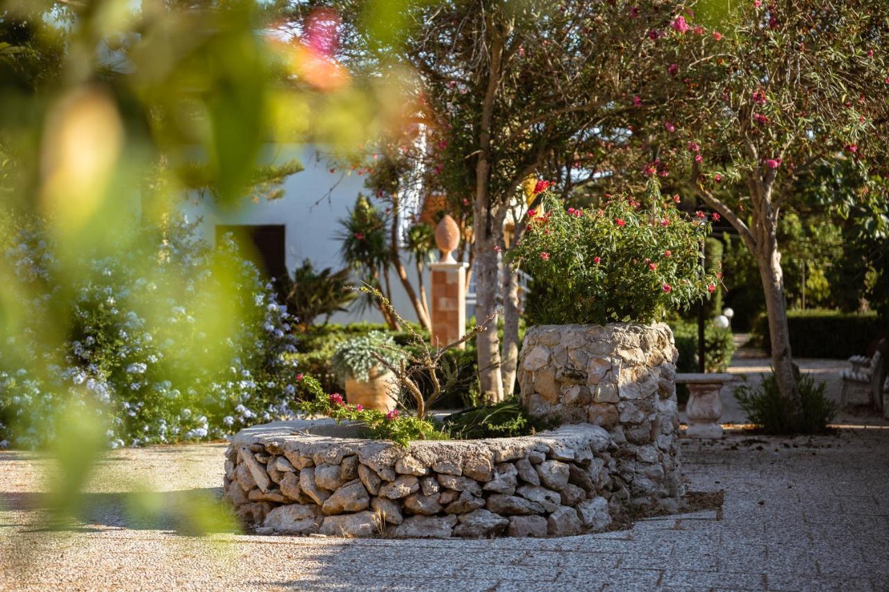 Giardino Dell'Impossibile Di Antonino Campo Favignana Exterior foto