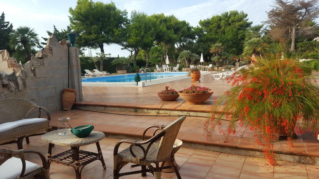 Giardino Dell'Impossibile Di Antonino Campo Favignana Exterior foto